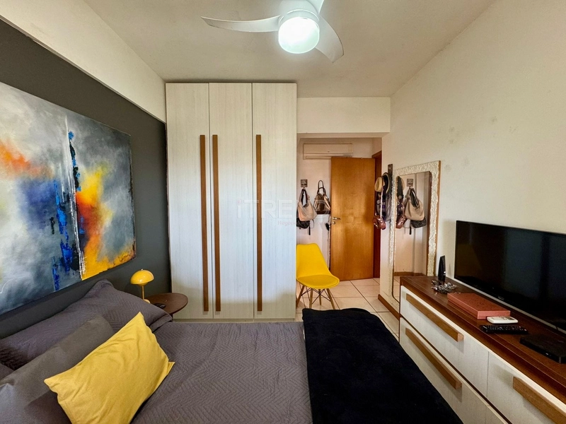 BELÍSSIMA VISTA PARA A SERRA: 16ª foto da galeria de imagens do imóvel