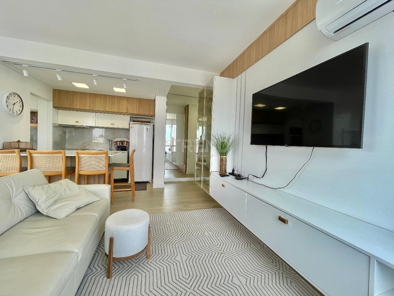 Excelente localização em frente a Praça Flávio Boianowski: 27ª foto da galeria de imagens do imóvel