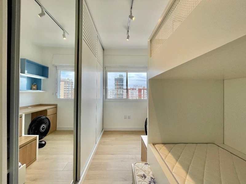 Excelente localização em frente a Praça Flávio Boianowski: 43ª foto da galeria de imagens do imóvel