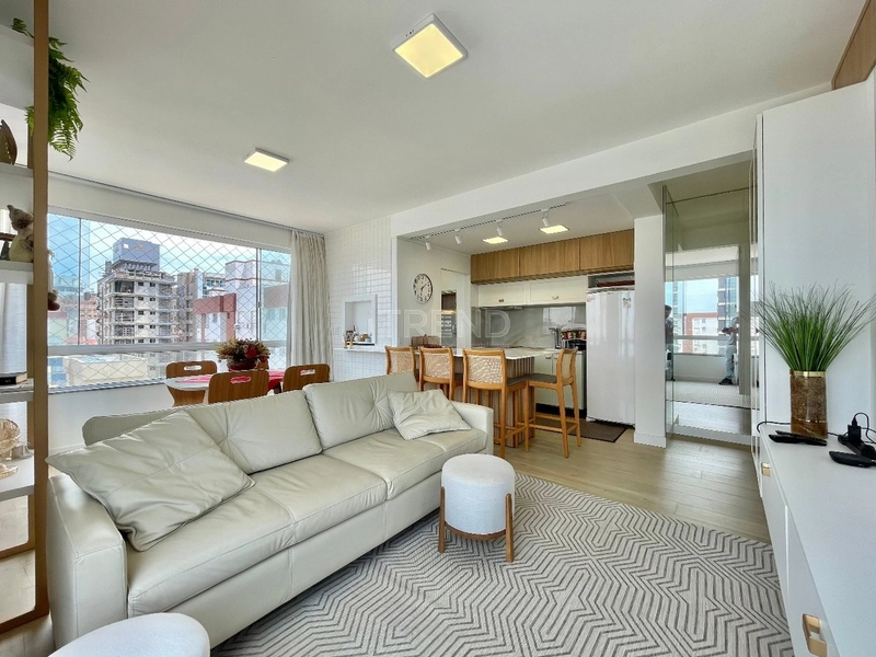 Excelente localização em frente a Praça Flávio Boianowski: 23ª foto da galeria de imagens do imóvel