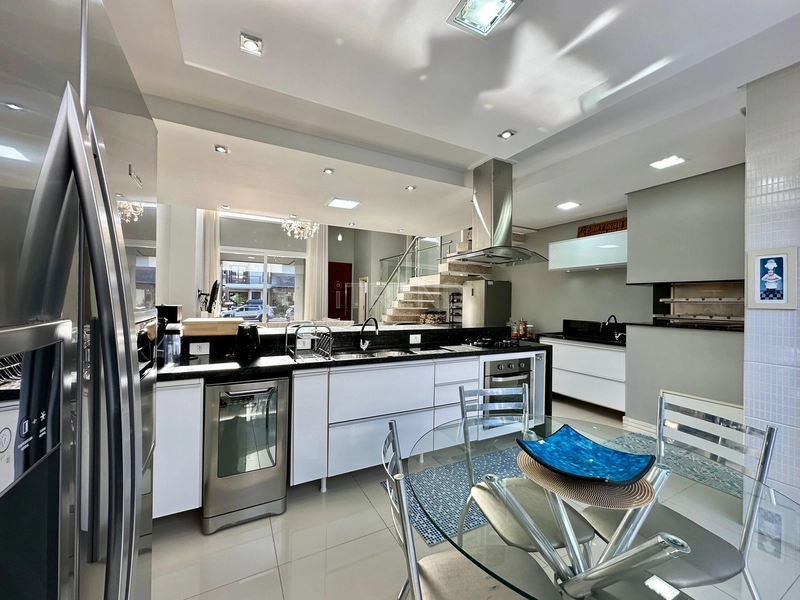 NOVIDADE A VENDA NO CONDADO: 14ª foto da galeria de imagens do imóvel