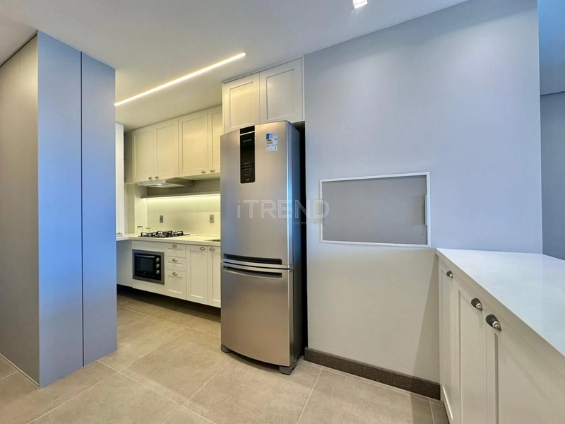 APARTAMENTO DE FRENTE PARA AVENIDA CENTRAL DE ATLÂNTIDA ! INFRA ESPETA: 10ª foto da galeria de imagens do imóvel