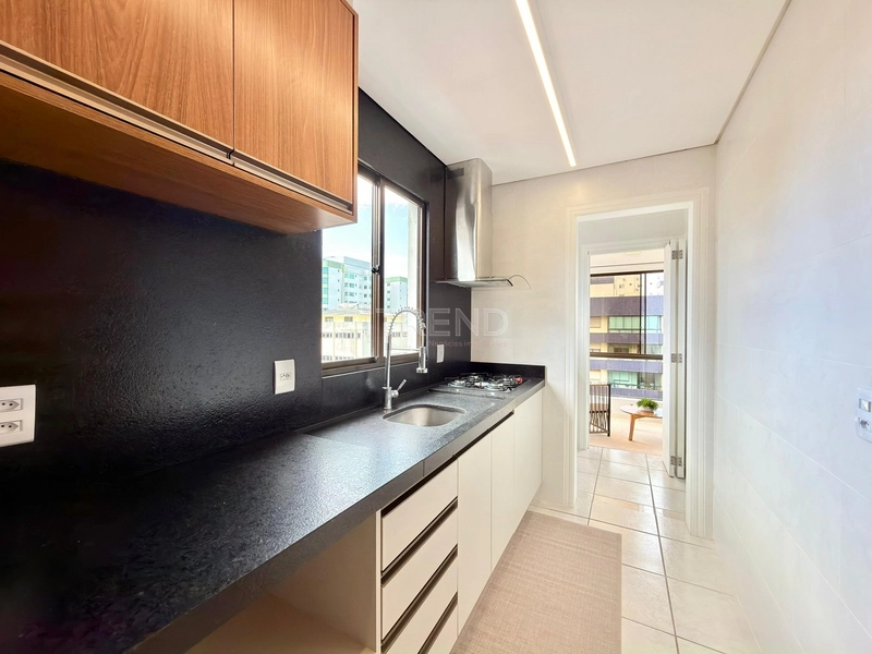 APARTAMENTO À VENDA COM VISTA PARA O MAR: 12ª foto da galeria de imagens do imóvel