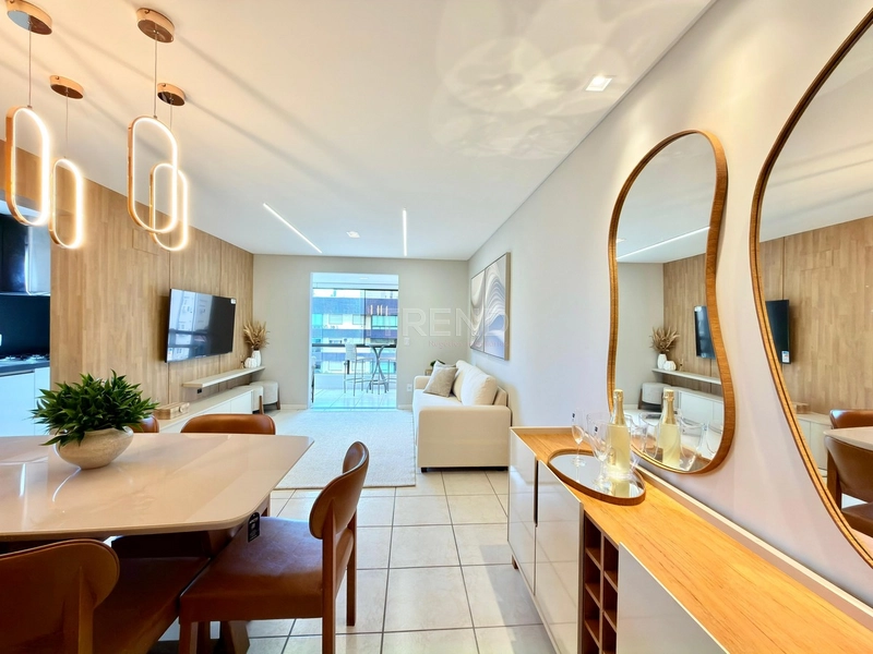 APARTAMENTO À VENDA COM VISTA PARA O MAR: 8ª foto da galeria de imagens do imóvel
