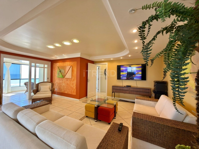 APARTAMENTO À VENDA COM VISTA PARA O MAR: 8ª foto da galeria de imagens do imóvel