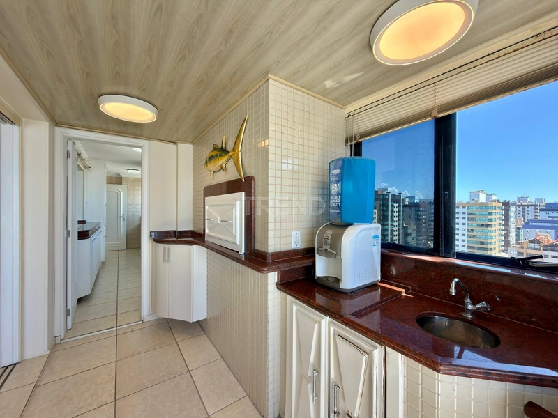 APARTAMENTO À VENDA COM VISTA PARA O MAR: 15ª foto da galeria de imagens do imóvel