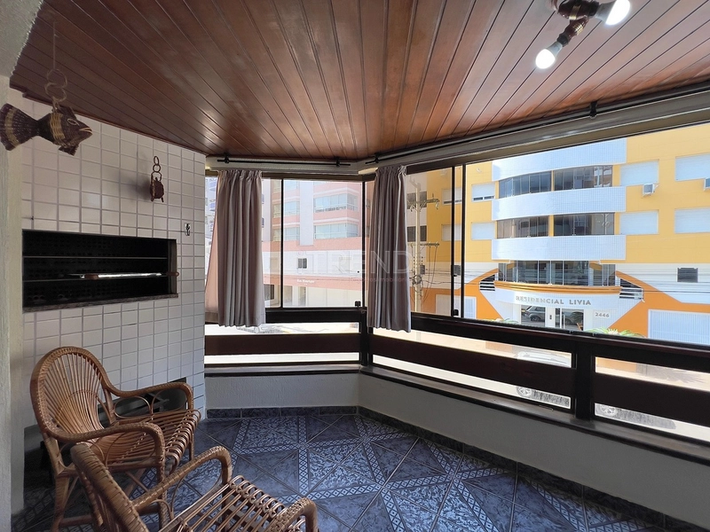 Apartamento de frente com sacada apenas 1 quadra do mar!: 10ª foto da galeria de imagens do imóvel