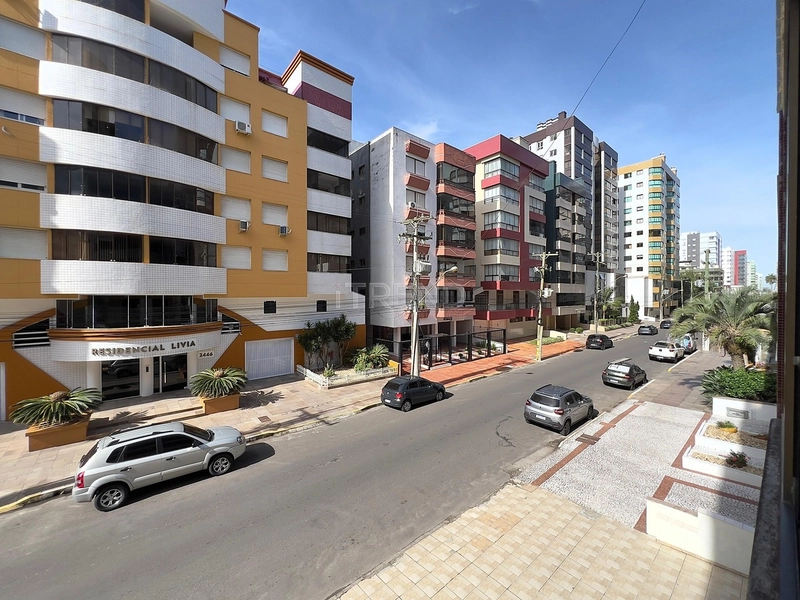 Apartamento de frente com sacada apenas 1 quadra do mar!: 8ª foto da galeria de imagens do imóvel