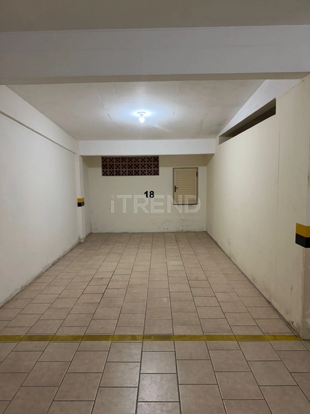 SACADA DE FRENTE PARA A RUA: 3ª foto da galeria de imagens do imóvel