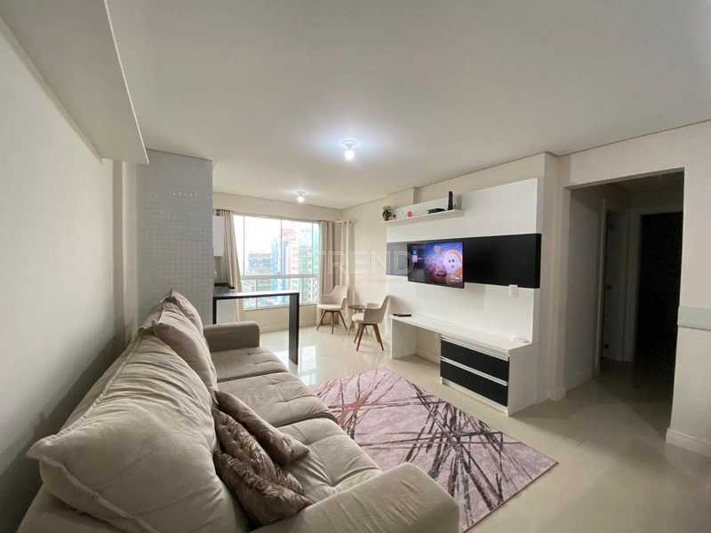 DE FRENTE PARA A PRAÇA ISRAELITA