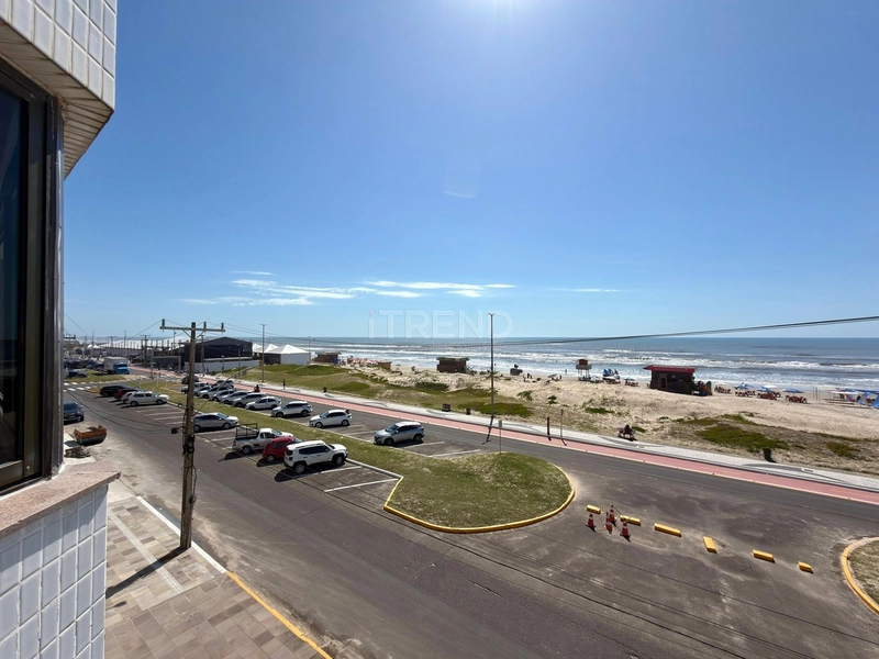 APARTAMENTO À VENDA BEIRA MAR / PRAÇA DO FAROL: 4ª foto da galeria de imagens do imóvel