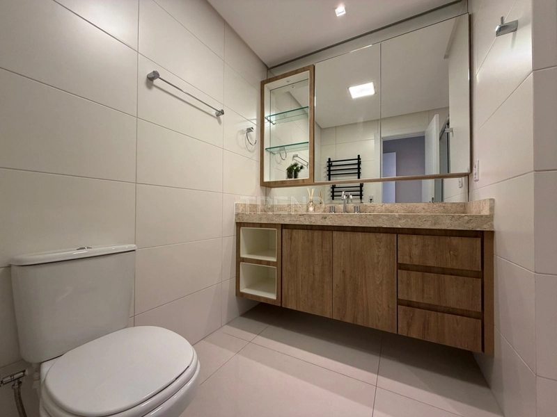 EM FRENTE A PRAÇA FLÁVIO BOIANOWSKI: 24ª foto da galeria de imagens do imóvel