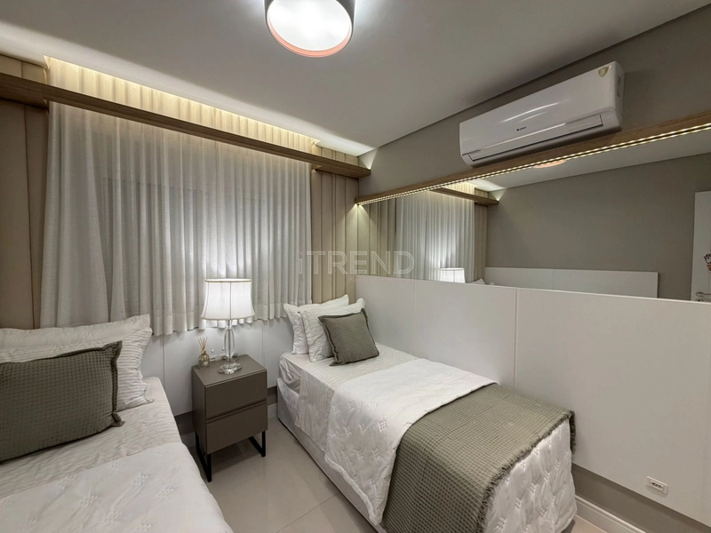 EM FRENTE A PRAÇA FLÁVIO BOIANOWSKI: 22ª foto da galeria de imagens do imóvel