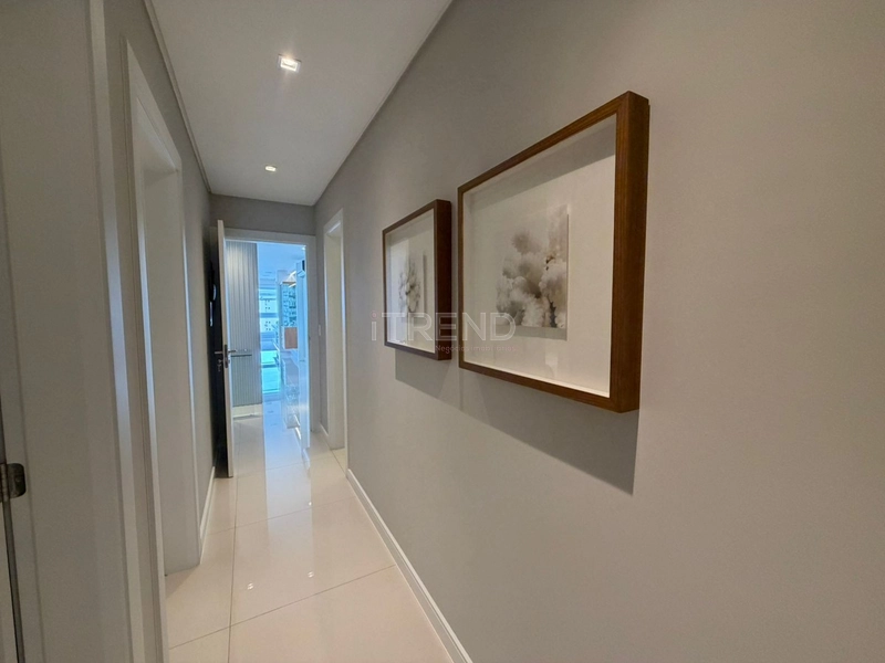 EM FRENTE A PRAÇA FLÁVIO BOIANOWSKI: 20ª foto da galeria de imagens do imóvel