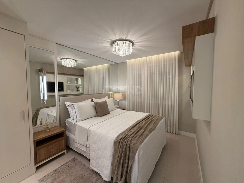 EM FRENTE A PRAÇA FLÁVIO BOIANOWSKI: 19ª foto da galeria de imagens do imóvel