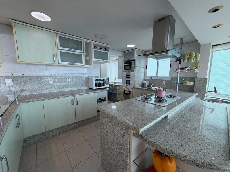 VISTA ETERNA PARA O MAR: 5ª foto da galeria de imagens do imóvel