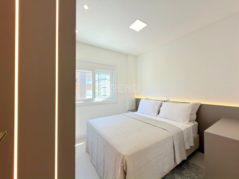 APARTAMENTO À VENDA, POUCOS PASSOS DO MAR!: 22ª foto da galeria de imagens do imóvel