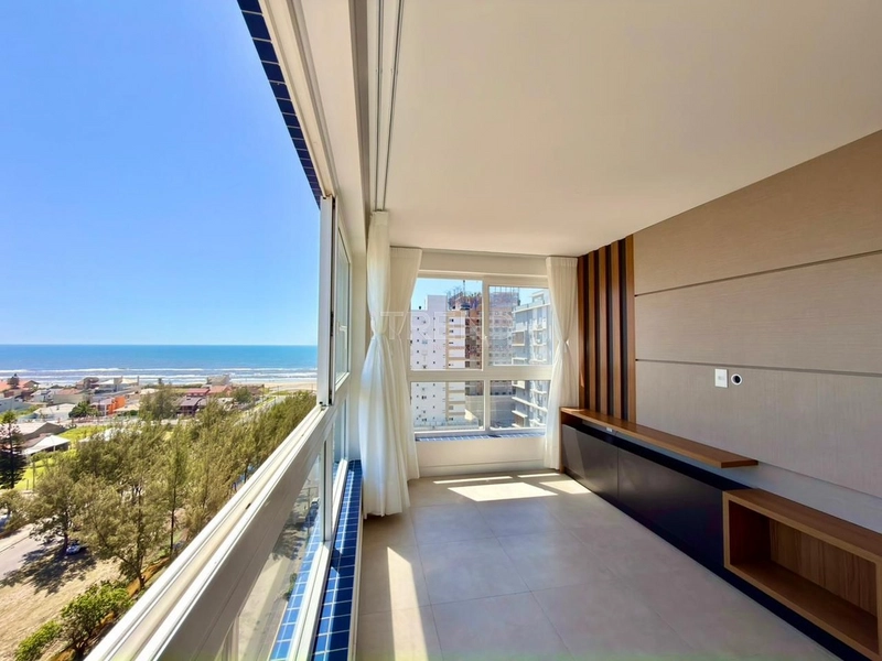 APARTAMENTO A VENDA COM VISTA PARA O MAR