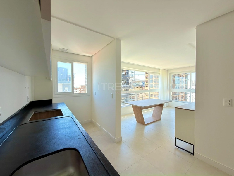 APARTAMENTO A VENDA COM VISTA PARA O MAR: 9ª foto da galeria de imagens do imóvel