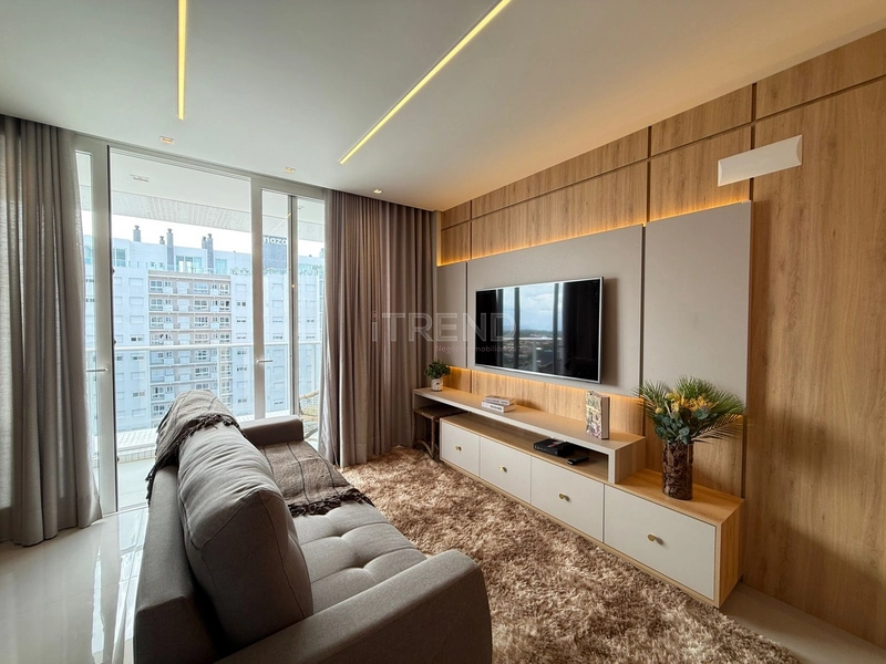 RECÉM MOBILIADO E DECORADO NO BAIRRO NAVEGANTES