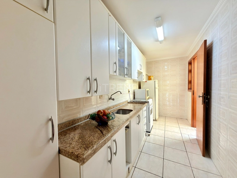 APARTAMENTO COM SACADA DE FRENTE E VISTA MAR: 17ª foto da galeria de imagens do imóvel