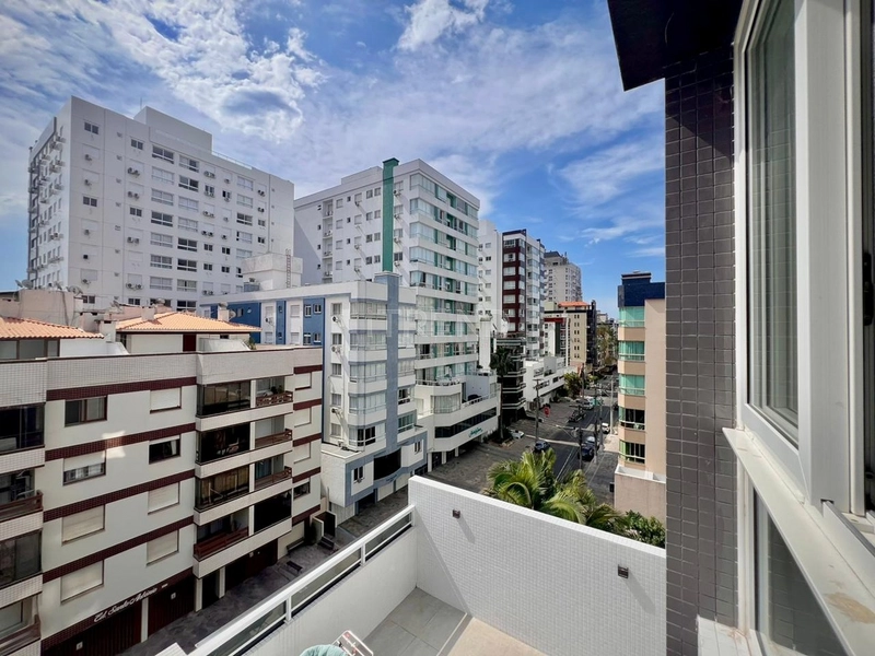 SACADA DE FRENTE E  INFRA: 8ª foto da galeria de imagens do imóvel