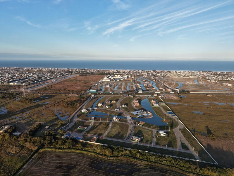 Viva o Extraordinário no Allure Beach Condo!: 2ª foto da galeria de imagens do imóvel