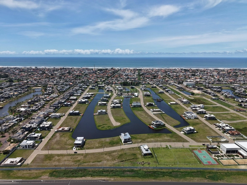 INCRÍVEL SOBRADO BEIRA LAGO: 59ª foto da galeria de imagens do imóvel
