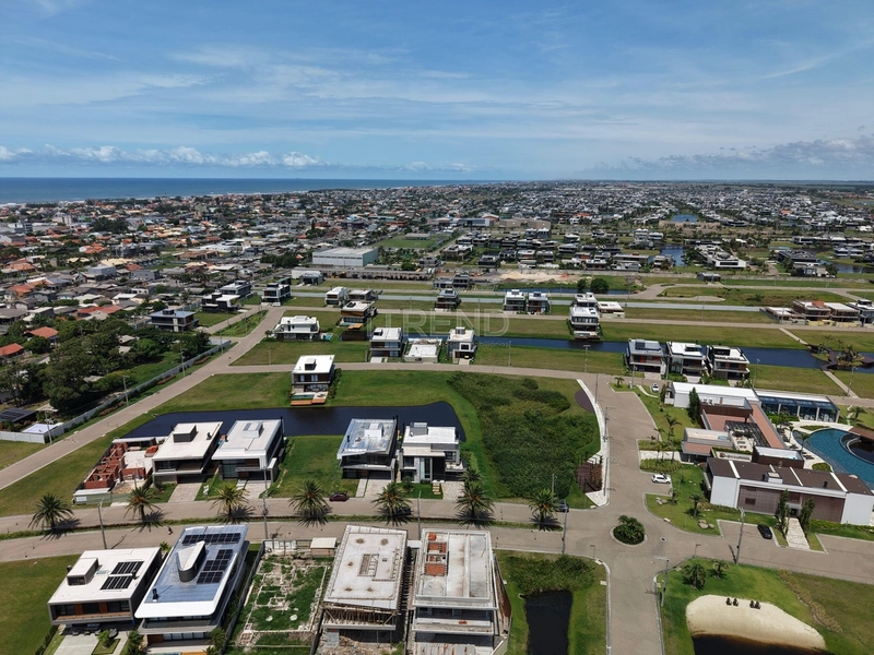 INCRÍVEL SOBRADO BEIRA LAGO: 57ª foto da galeria de imagens do imóvel