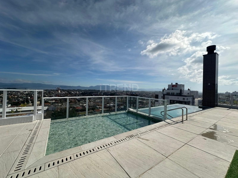 TERRAÇO DE FRENTE: 9ª foto da galeria de imagens do imóvel