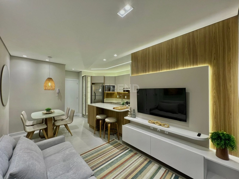 De frente com vista Serra e lagoa