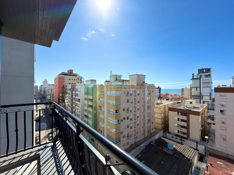APARTAMENTO À VENDA COM SACADA DE FRENTE E VISTA PARA O MAR: 3ª foto da galeria de imagens do imóvel