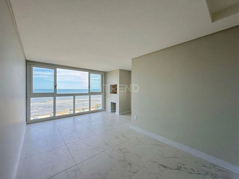 APARTAMENTO COM VISTA PARA O MAR EM