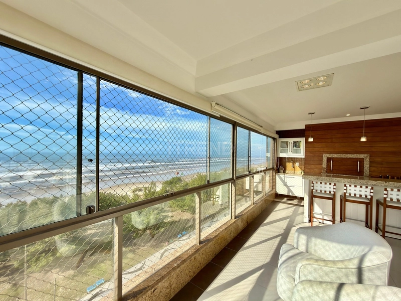 APARTAMENTO À VENDA NA BEIRA MAR DE CAPÃO DA CANOA
