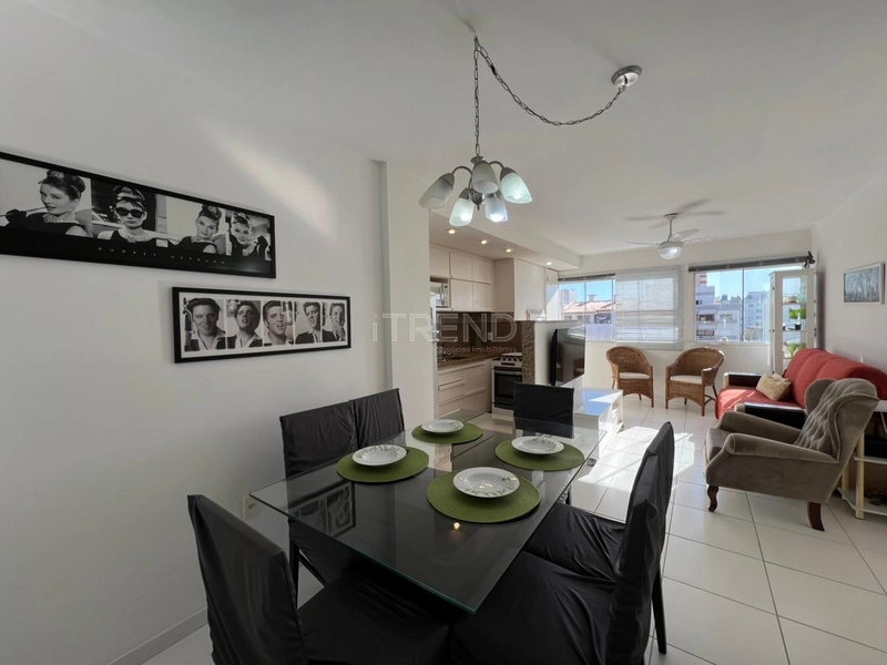 Apartamento 1 quadra do mar de frente: 1ª foto da galeria de imagens do imóvel