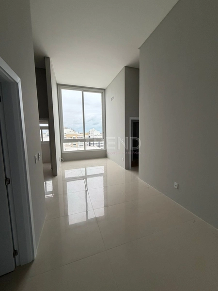 Apartamento exclusivo com *pé-direito duplo* sofisticado: 9ª foto da galeria de imagens do imóvel