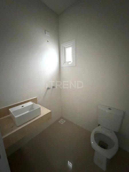 Apartamento exclusivo com *pé-direito duplo* sofisticado: 7ª foto da galeria de imagens do imóvel