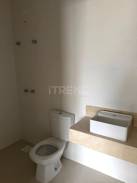 Apartamento exclusivo com *pé-direito duplo* sofisticado: 10ª foto da galeria de imagens do imóvel