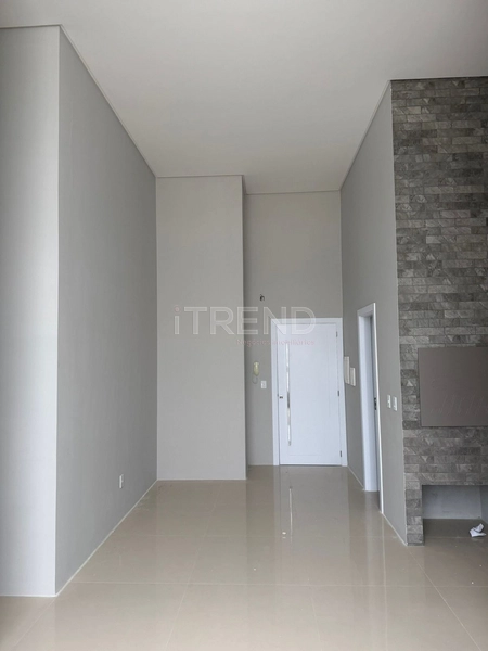 Apartamento exclusivo com *pé-direito duplo* sofisticado: 2ª foto da galeria de imagens do imóvel