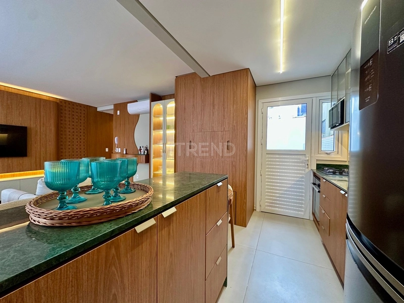 Apartamento mobiliado e decorado com terraço: 20ª foto da galeria de imagens do imóvel