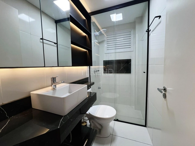 APARTAMENTO À VENDA  PRÓXIMO AO MAR: 11ª foto da galeria de imagens do imóvel