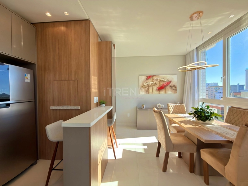 APARTAMENTO À VENDA LESTE/NORTE, LIBERADO, VISTA MAR!!!