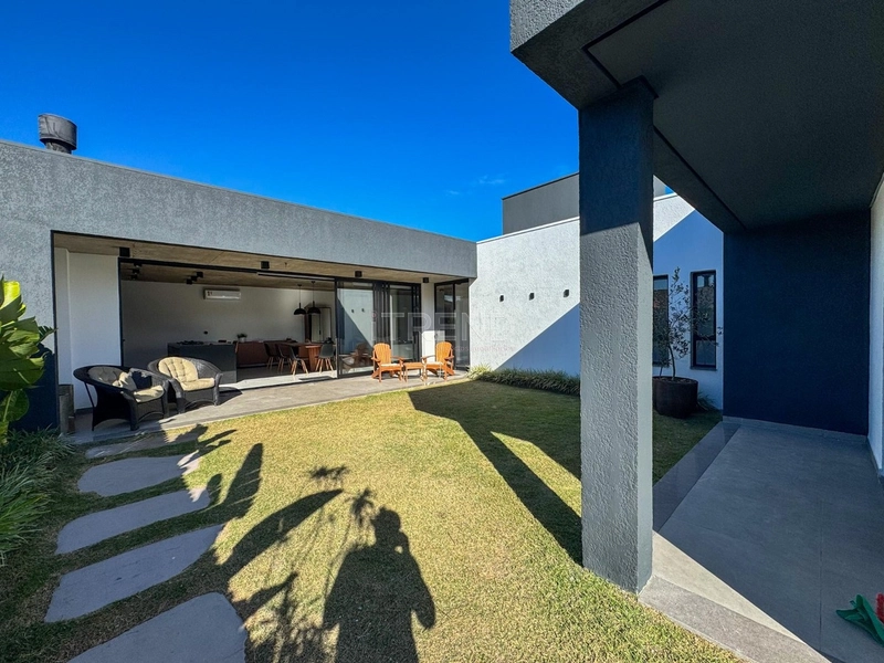Maravilhosa Casa Térrea no Centro de Xangri-lá: 31ª foto da galeria de imagens do imóvel