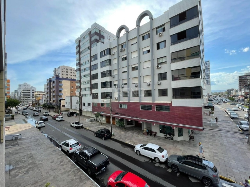 APARTAMENTO ÚNICO DE FRENTE PARA AV. RUDA: 8ª foto da galeria de imagens do imóvel