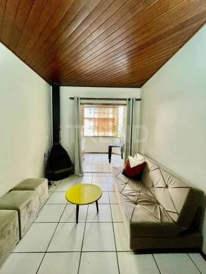 Junto a Praça da Boianovski