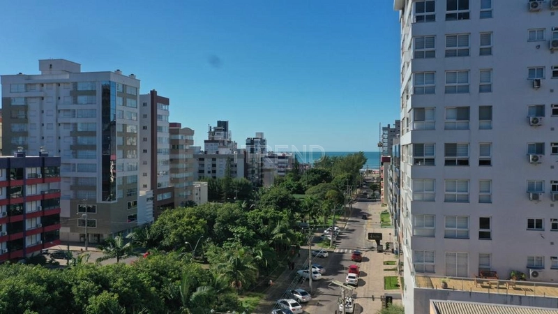 Em frente a praça!!: 5ª foto da galeria de imagens do imóvel