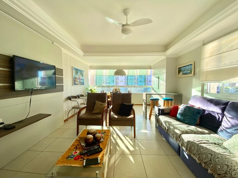 Ao lado da Praça Flávio Boianowski: 2ª foto da galeria de imagens do imóvel