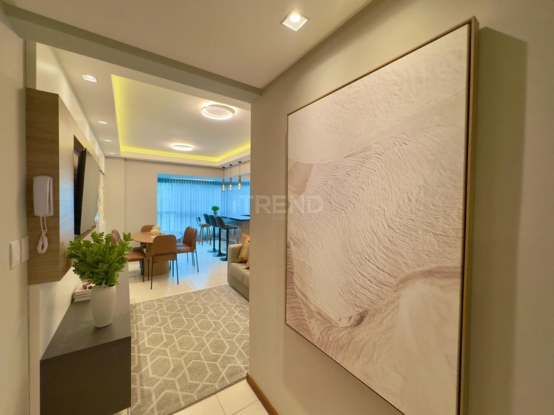 APENAS UMA QUADRA DO MAR: 2ª foto da galeria de imagens do imóvel