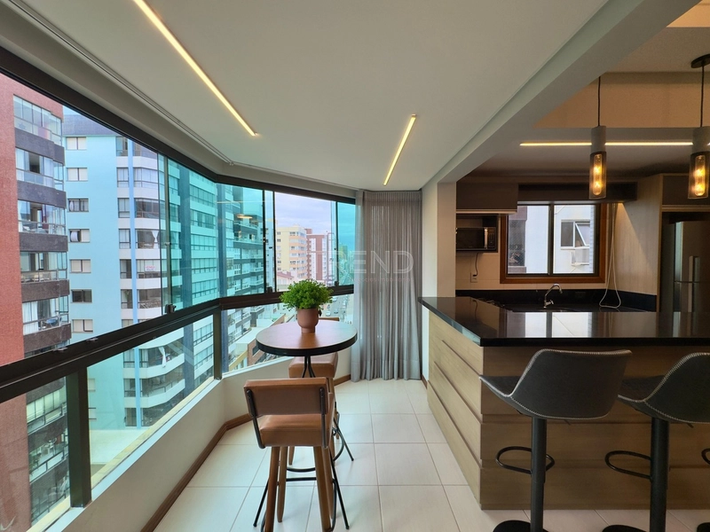 APENAS UMA QUADRA DO MAR: 11ª foto da galeria de imagens do imóvel