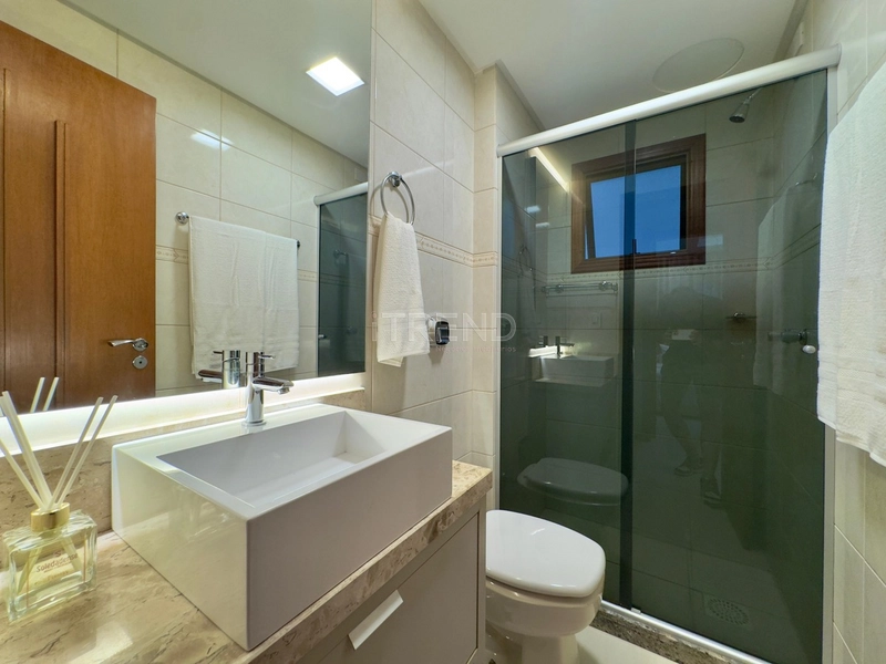 APENAS UMA QUADRA DO MAR: 22ª foto da galeria de imagens do imóvel